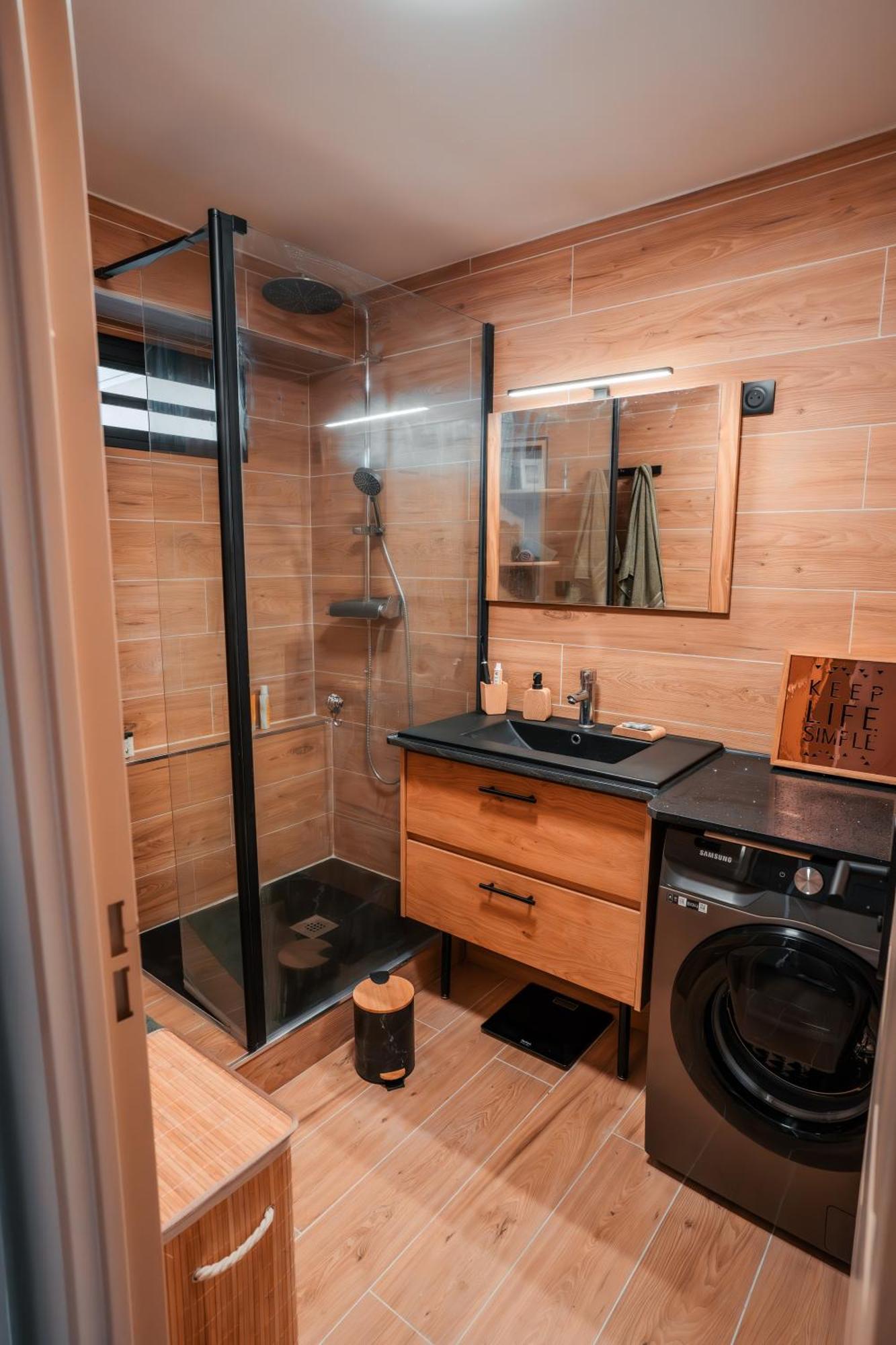 Appartement Moderne Et Elegant Saint-Denis Esterno foto